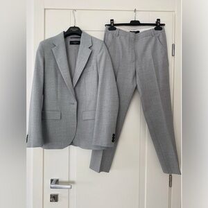 Weekend max mara suit